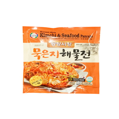 Fermented kimchi & Seafood Pancake 20/300g  묵은지 해물전